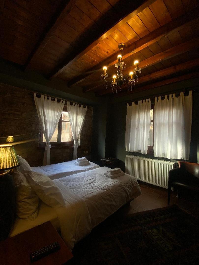 Guesthouse Katafygio Arachova Exterior foto